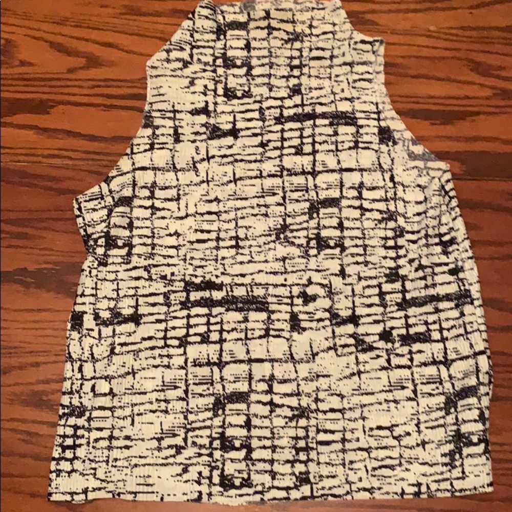 Black and white checkered high neck tank